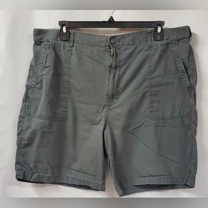 Geoffrey Beene Green Khaki Shorts